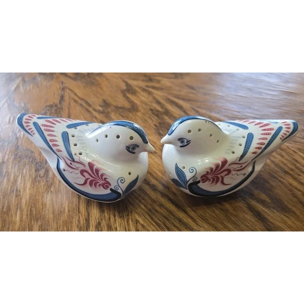 Royal Pavillion Brighton for Elizabeth Arden Finch Bird Pomander Potpourri,set 2